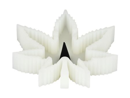 Hemp Leaf Silicone Ashtray  5  on Sale